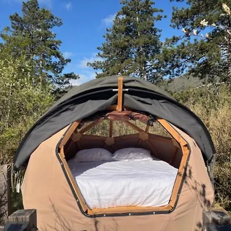 Wigwam Et Dodome Sous Les Etoiles Luxury tent Champfromier