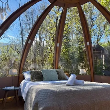 Wigwam Et Dodome Sous Les Etoiles * Champfromier